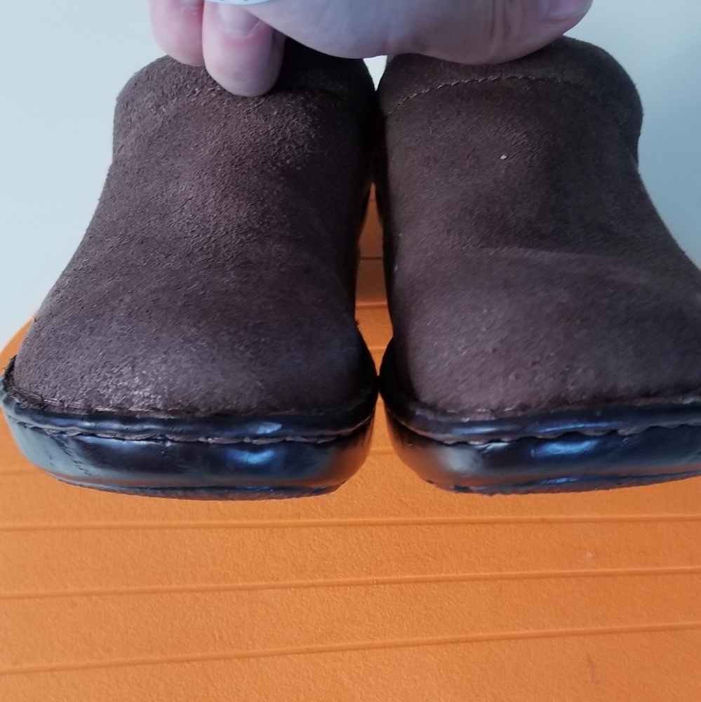 B.O.C Leather Clogs - Picture 4 of 7